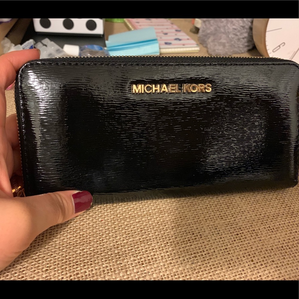 Bright black long MK wallet